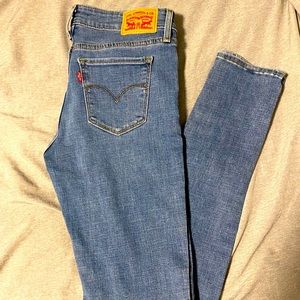 Levi 711 Jean